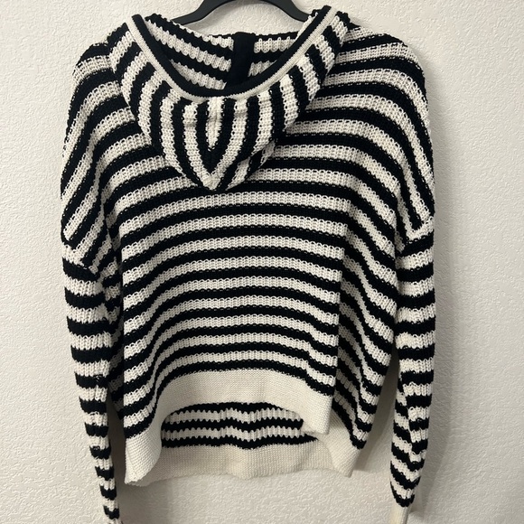 Workshop Republic black & white hooded sweater womens size large - Picture 3 of 6
